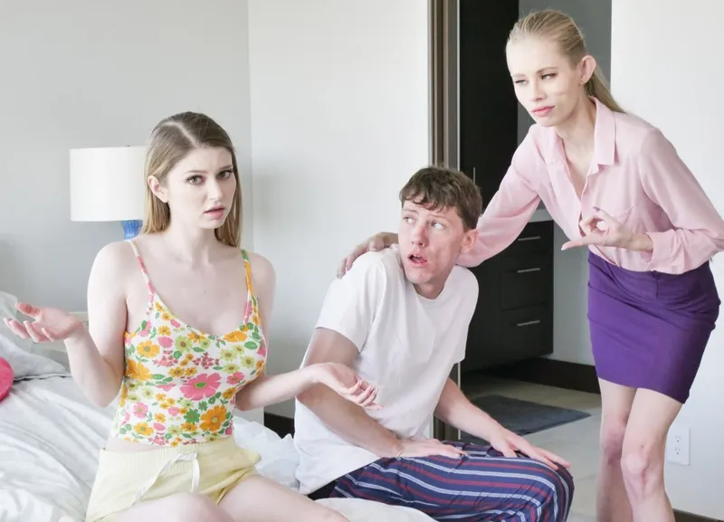 Má kế bắt con gái riêng của ông xã chịch với cậu con trai