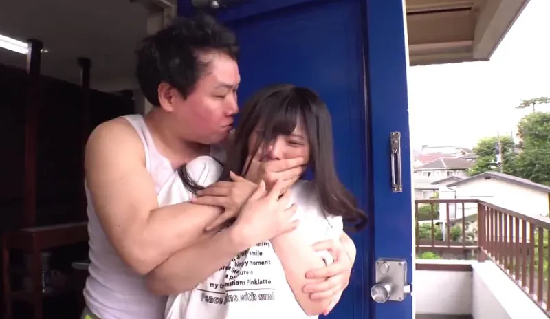 Tình đầu của tôi đã bị gã nhà đối diện xxx tơi tả